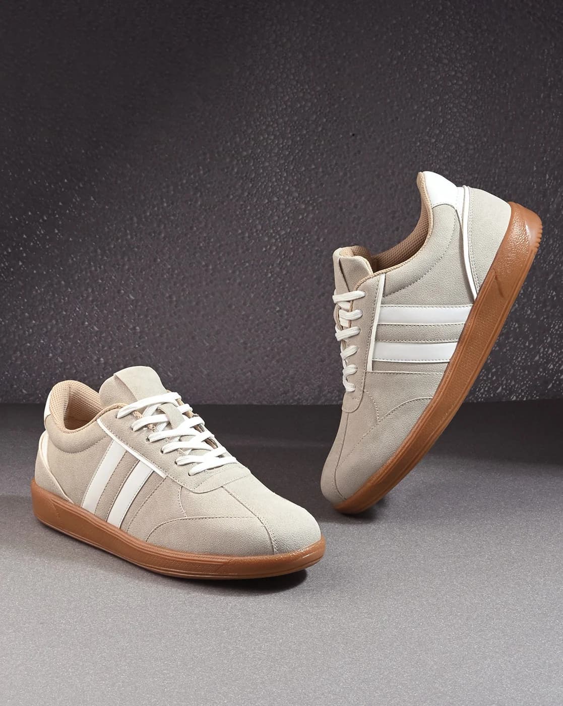 AJIO: Upto 92% Off On Buda Jeans Footwears.