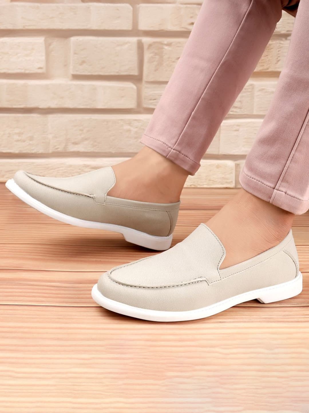 Casual Shoes
