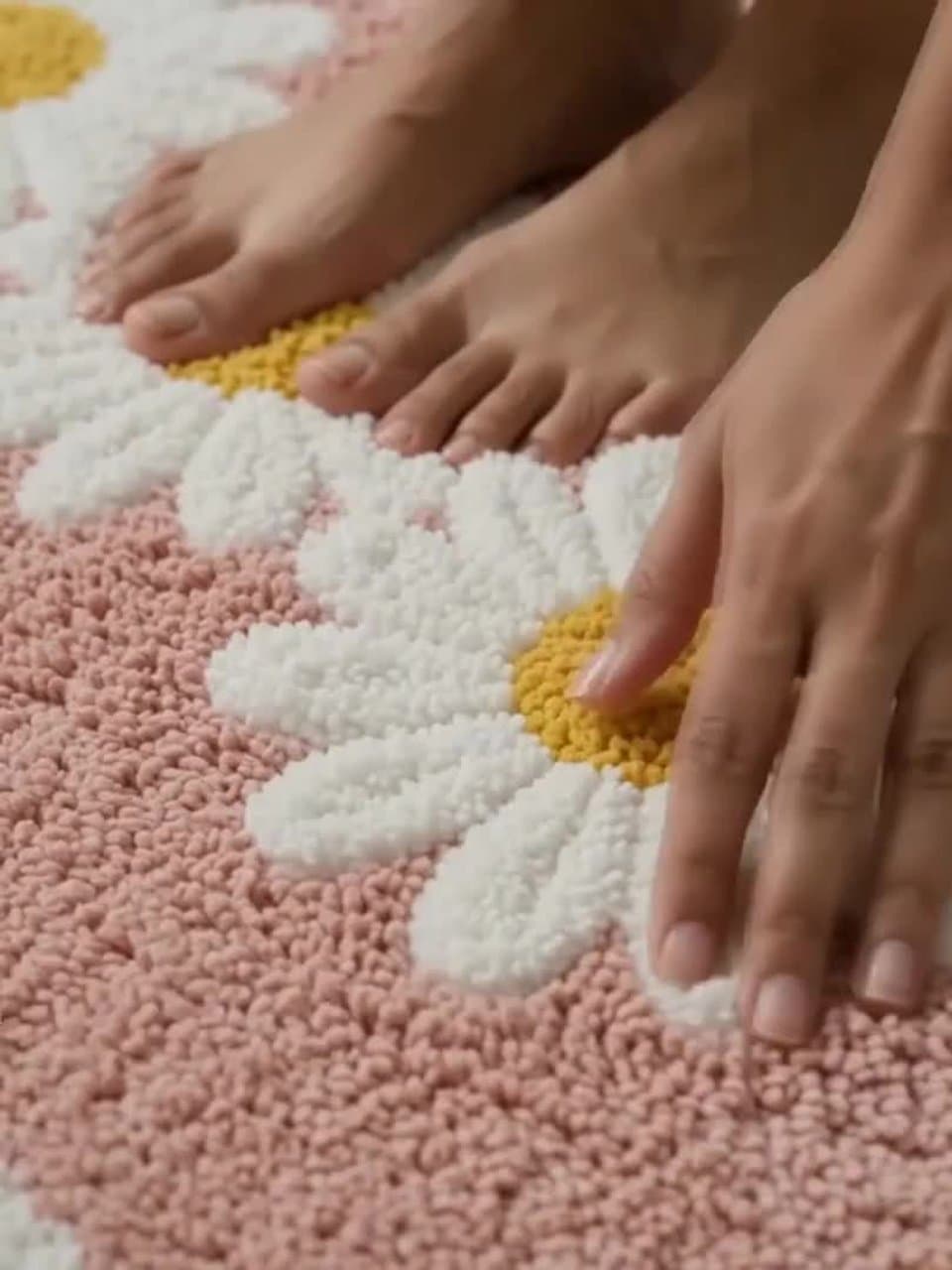 Dream Weaverz Pink Anti Skid Bath Rugs